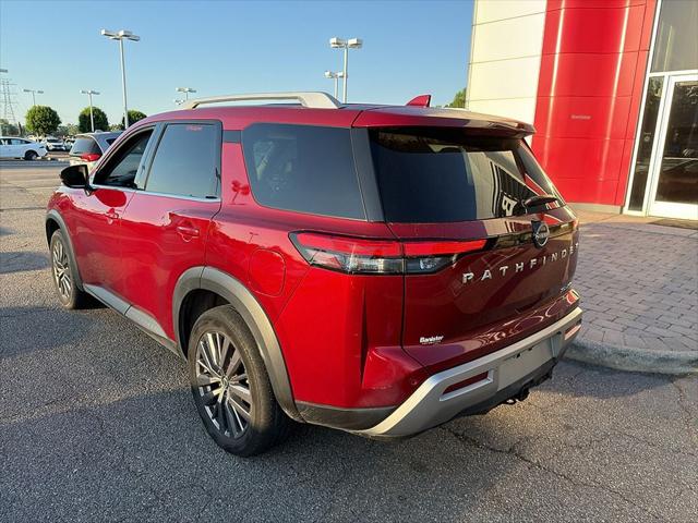 2023 Nissan Pathfinder SL 4WD