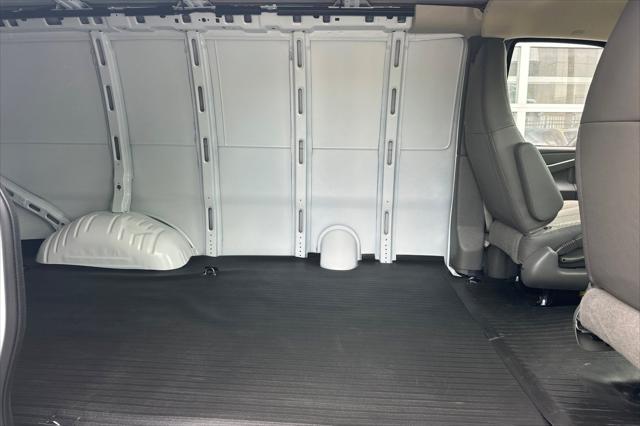 2026 GMC Savana Cargo 2500 Regular Wheelbase, Work Van, RWD