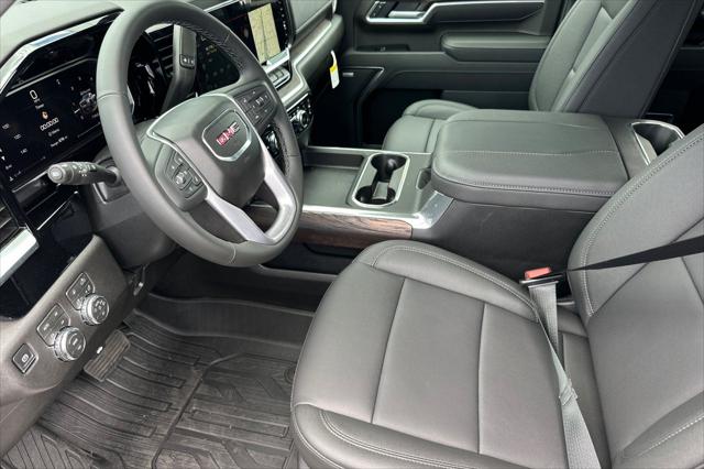 2026 GMC Sierra 2500HD Crew Cab, Standard Bed, SLT, 4WD