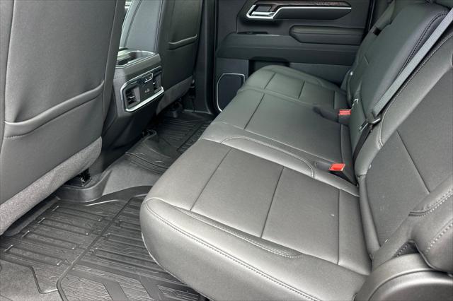 2026 GMC Sierra 2500HD Crew Cab, Standard Bed, SLT, 4WD