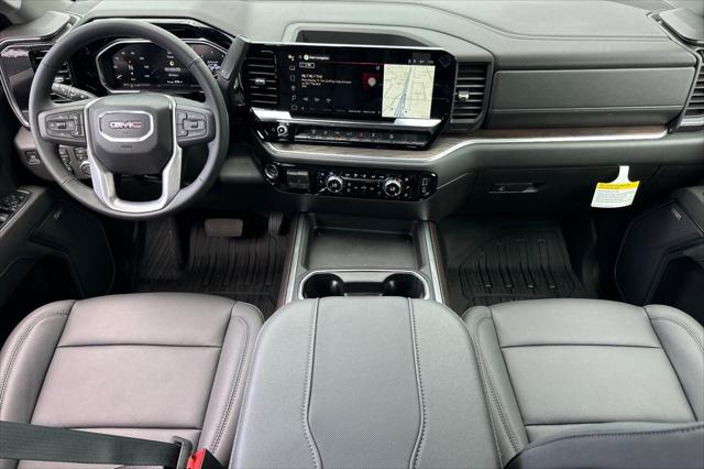 2026 GMC Sierra 2500HD Crew Cab, Standard Bed, SLT, 4WD