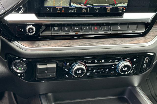 2026 GMC Sierra 2500HD Crew Cab, Standard Bed, SLT, 4WD