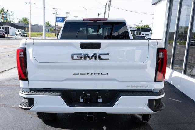 2026 GMC Sierra 2500HD Crew Cab, Standard Bed, Denali Ultimate, 4WD