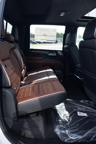 2026 GMC Sierra 2500HD Crew Cab, Standard Bed, Denali Ultimate, 4WD