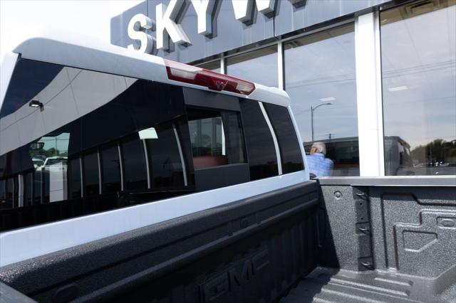 2026 GMC Sierra 2500HD Crew Cab, Standard Bed, Denali Ultimate, 4WD