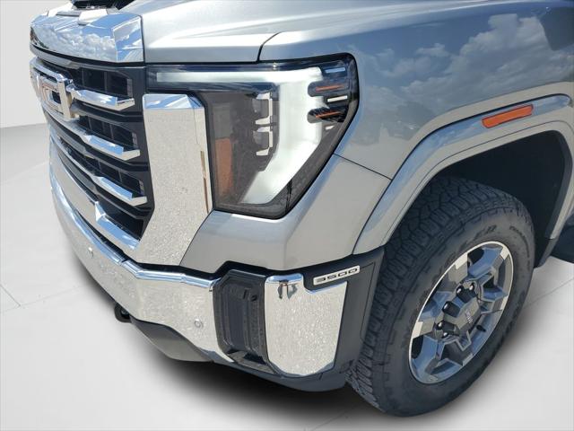 2025 GMC Sierra 3500HD 4WD Crew Cab Standard Bed SLT