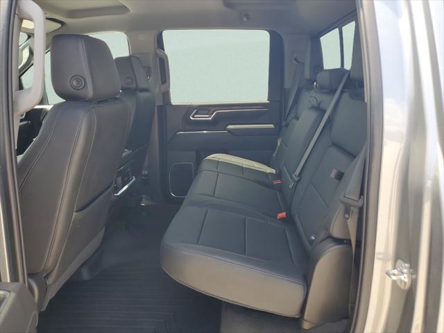 2025 GMC Sierra 3500HD 4WD Crew Cab Standard Bed SLT