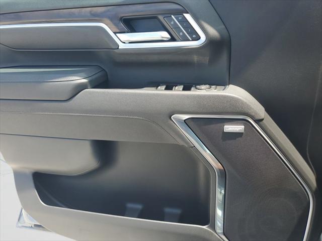 2025 GMC Sierra 3500HD 4WD Crew Cab Standard Bed SLT