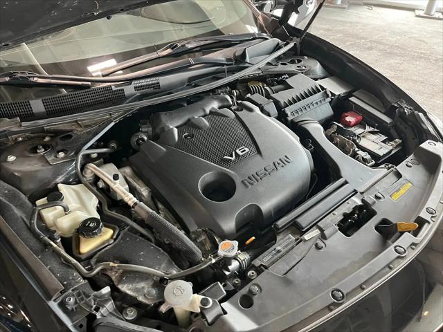 2022 Nissan Maxima SR Xtronic CVT
