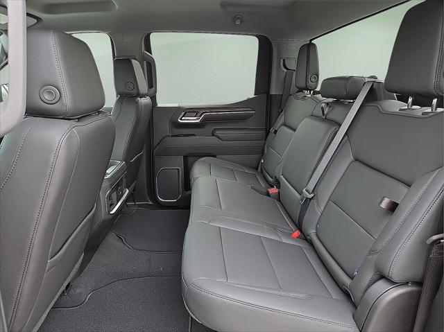 2026 GMC Sierra 1500 Crew Cab, Short Bed, SLT, 4WD