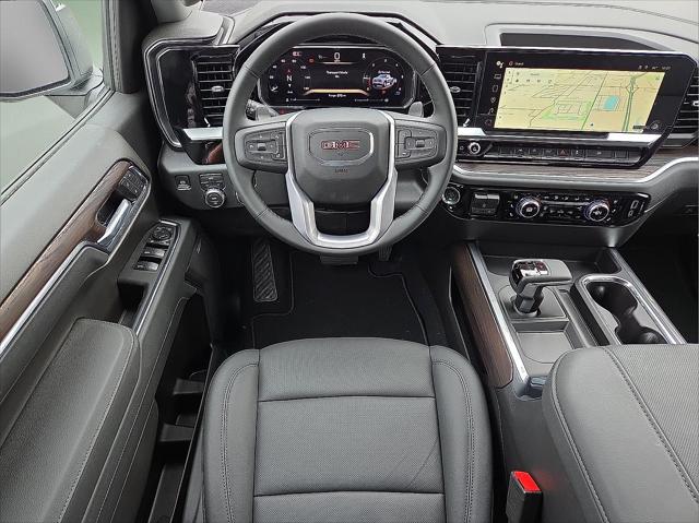 2026 GMC Sierra 1500 Crew Cab, Short Bed, SLT, 4WD