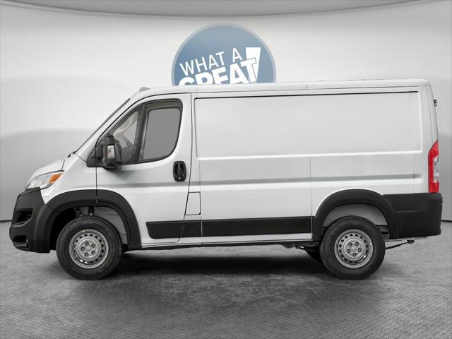 2026 Ram ProMaster Cargo Van Tradesman Low Roof 118" WB w/Pass Seat