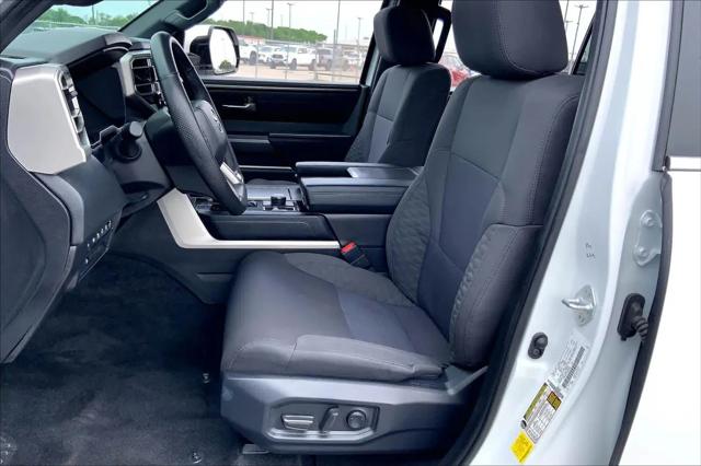 2025 Toyota Sequoia SR5