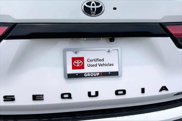 2025 Toyota Sequoia SR5