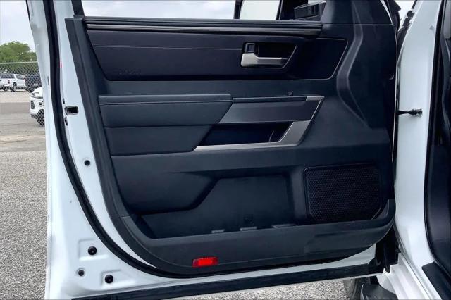 2025 Toyota Sequoia SR5