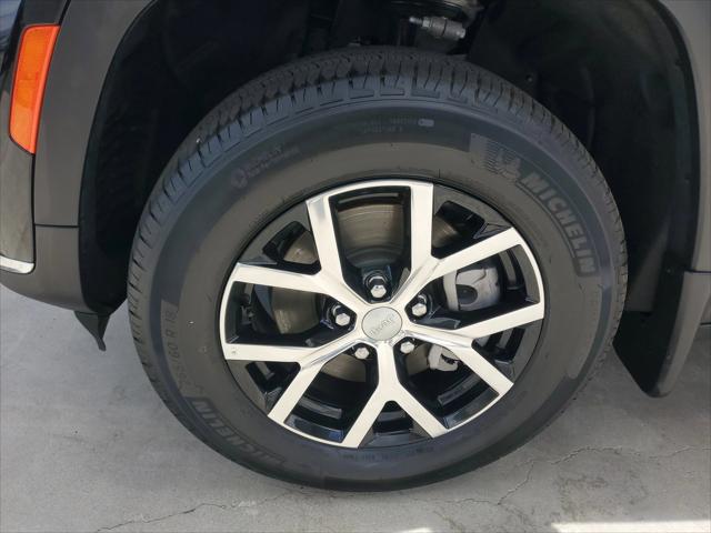 2025 Jeep Grand Cherokee L Limited 4x2