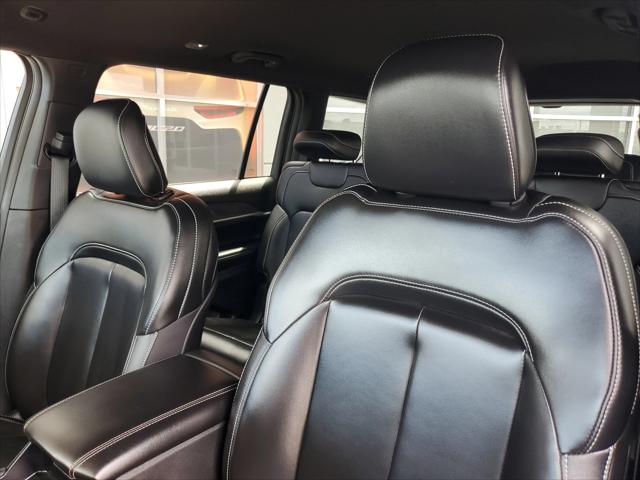 2025 Jeep Grand Cherokee L Limited 4x2