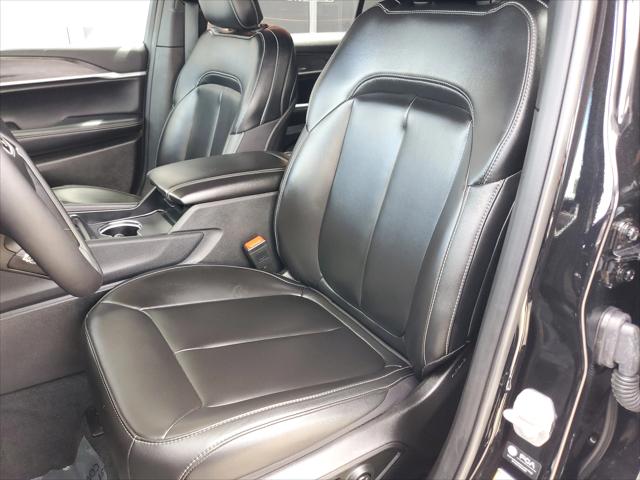 2025 Jeep Grand Cherokee L Limited 4x2