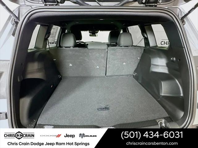 2026 Jeep Cherokee Laredo 4x4