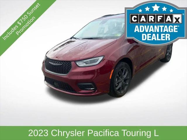 2023 Chrysler Pacifica Touring L AWD for sale in Steubenville, OH