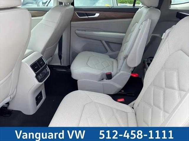 2026 Volkswagen Atlas SE with Technology