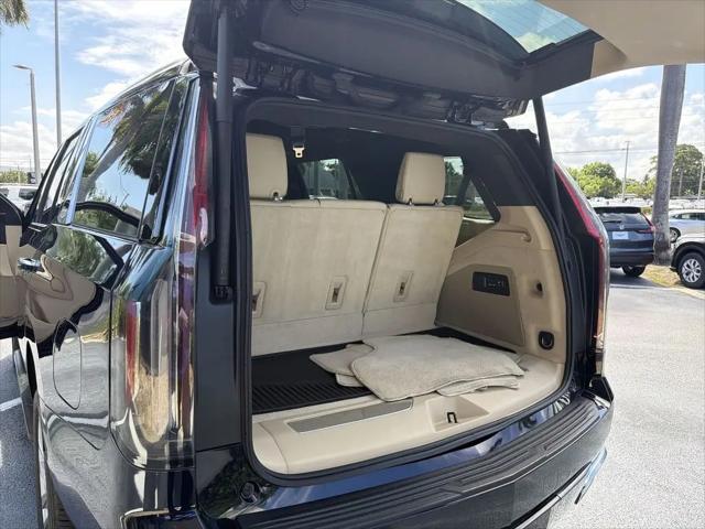 2024 Cadillac Escalade 4WD Premium Luxury