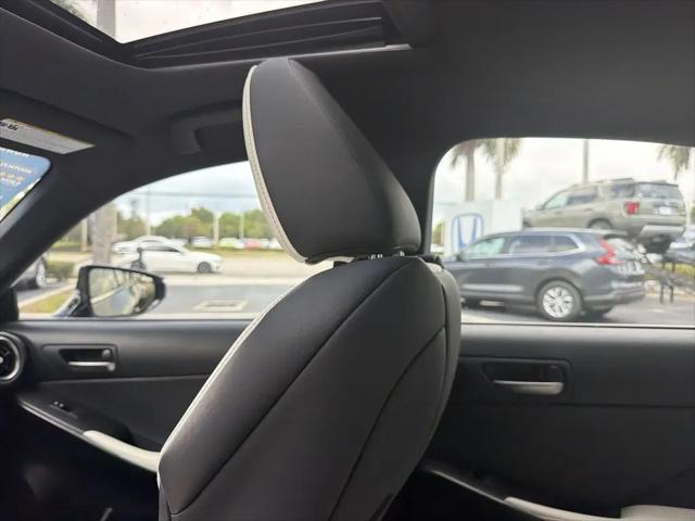 2022 Lexus IS 350 F SPORT