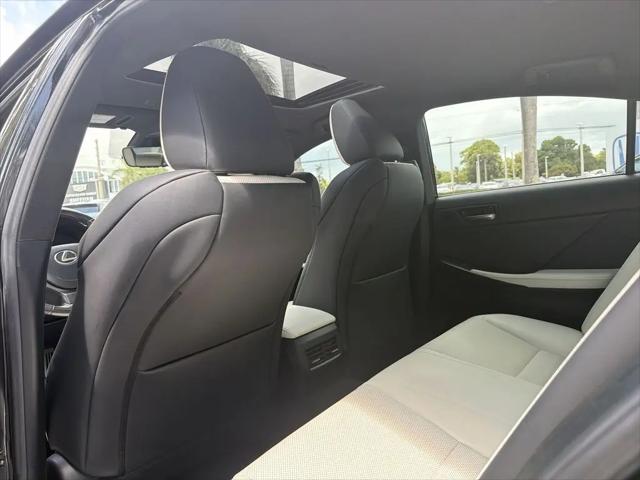 2022 Lexus IS 350 F SPORT