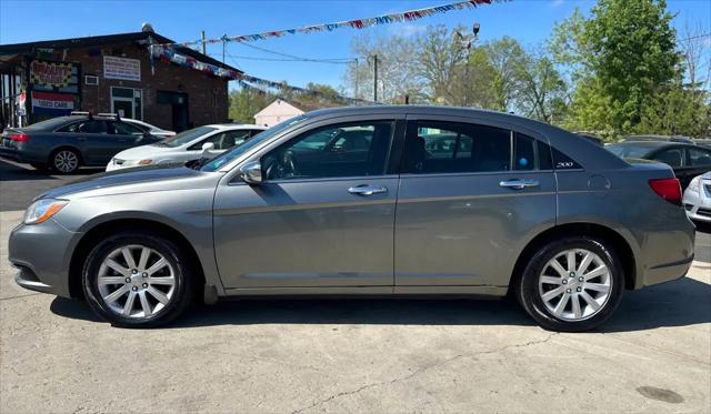 2013 Chrysler 200 Limited