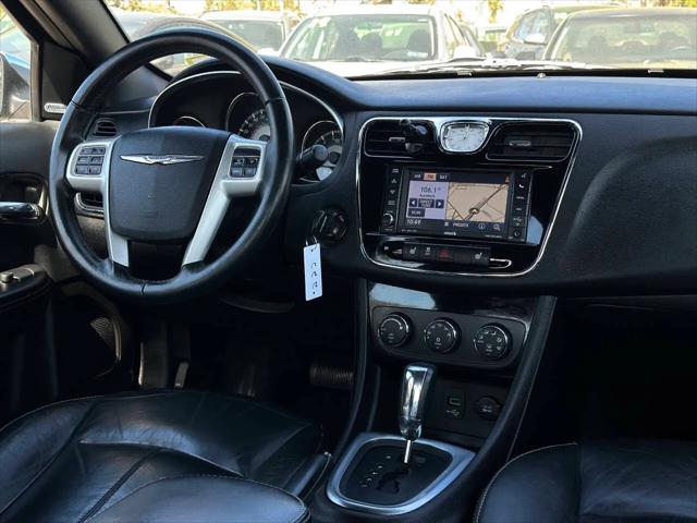 2013 Chrysler 200 Limited