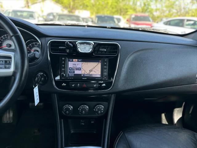 2013 Chrysler 200 Limited