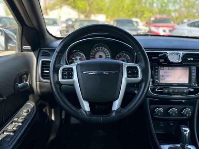 2013 Chrysler 200 Limited