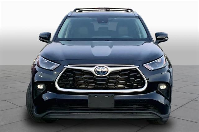 2022 Toyota Highlander Hybrid XLE