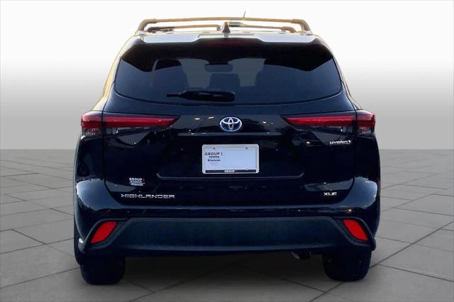 2022 Toyota Highlander Hybrid XLE
