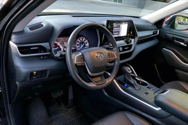 2022 Toyota Highlander Hybrid XLE