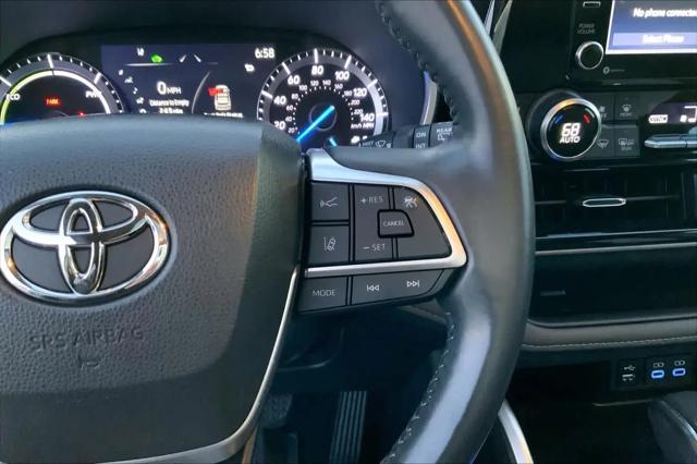 2022 Toyota Highlander Hybrid XLE