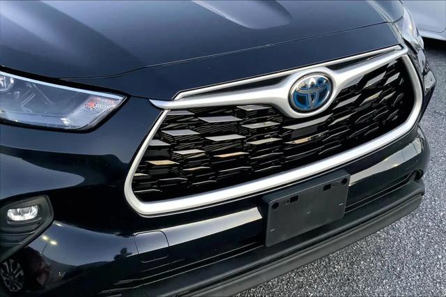 2022 Toyota Highlander Hybrid XLE