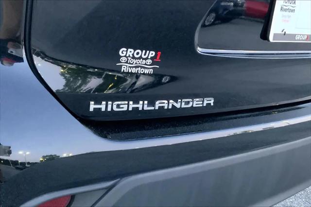 2022 Toyota Highlander Hybrid XLE