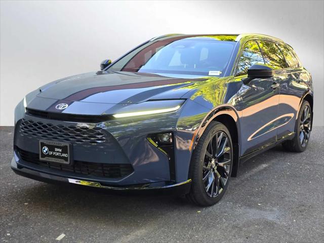 2025 Toyota Crown Signia Limited