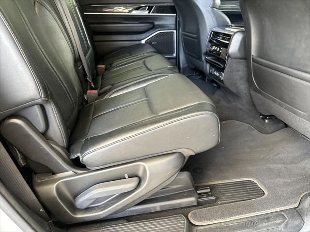 2022 Jeep Wagoneer Series II 4x4