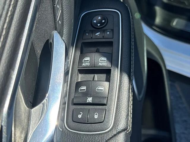 2021 Ram 1500 Laramie Crew Cab 4x4 5'7" Box