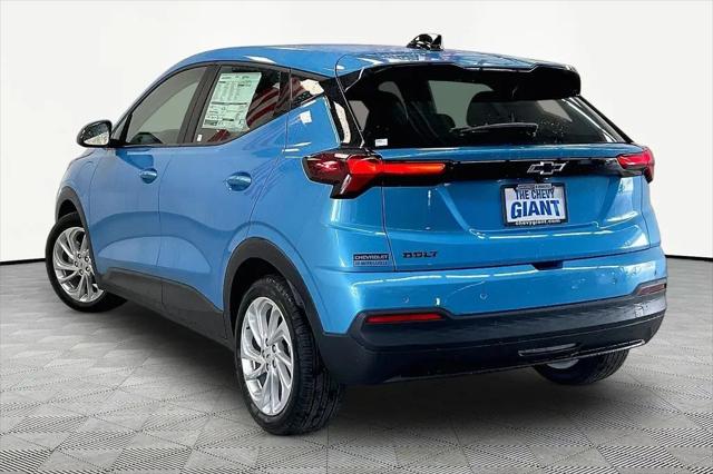 2027 Chevrolet Bolt LT FWD