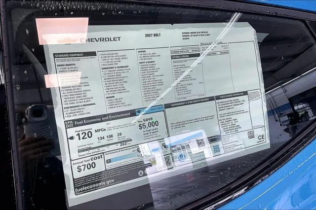 2027 Chevrolet Bolt LT FWD