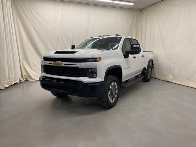 2024 Chevrolet Silverado 2500HD 4WD Crew Cab Standard Bed Custom