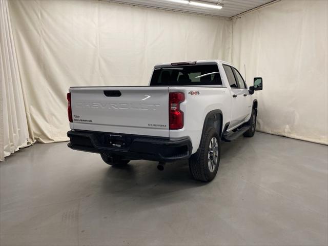 2024 Chevrolet Silverado 2500HD 4WD Crew Cab Standard Bed Custom
