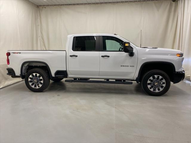 2024 Chevrolet Silverado 2500HD 4WD Crew Cab Standard Bed Custom