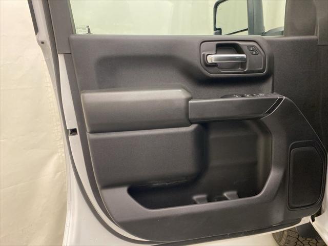 2024 Chevrolet Silverado 2500HD 4WD Crew Cab Standard Bed Custom