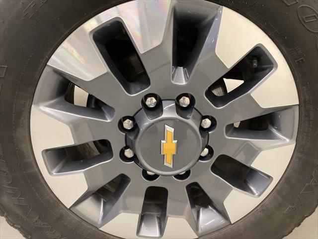 2024 Chevrolet Silverado 2500HD 4WD Crew Cab Standard Bed Custom