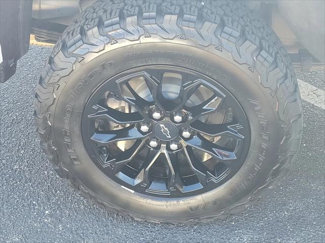 2022 Chevrolet Colorado 4WD Crew Cab Short Box Z71