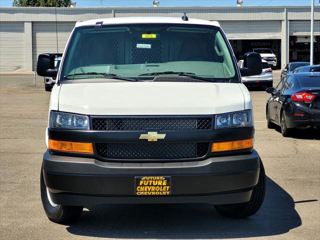 2026 Chevrolet Express Cargo Van 2500 Regular Wheelbase, WT, RWD